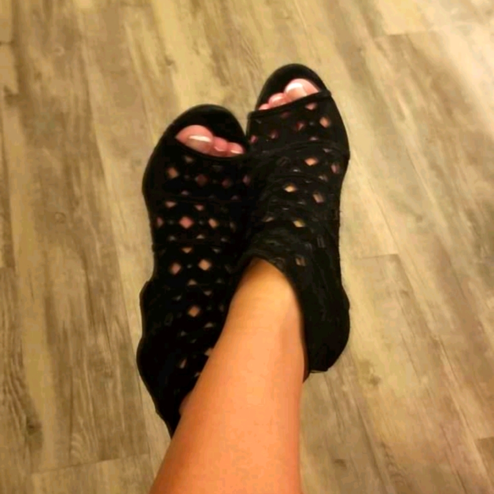 Women's Michael Kors suede sandal wedge booty